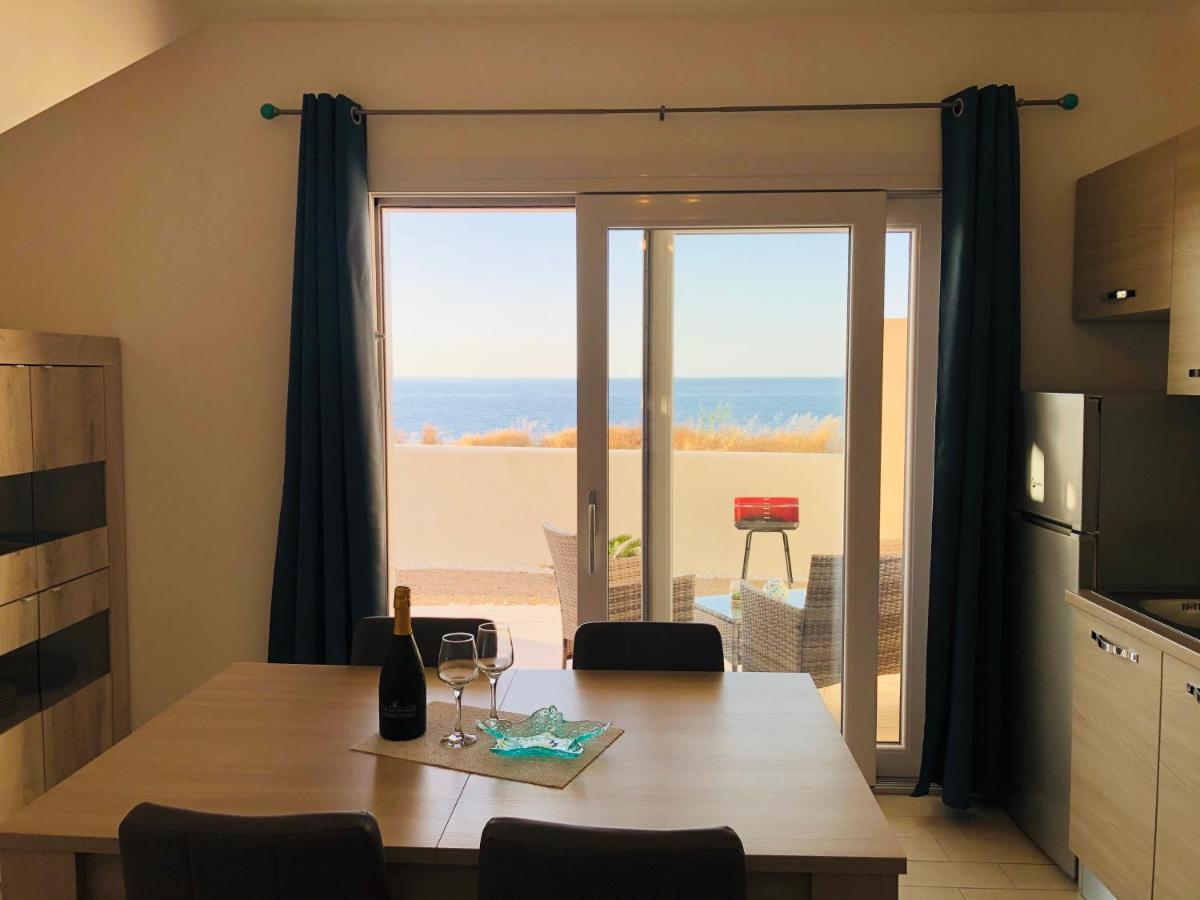Apartment Tramonto Sea-Front 瓦雷多利亚 外观 照片